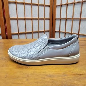 ECCO Woven Soft 7 Silver Size 40 ( Size 9)